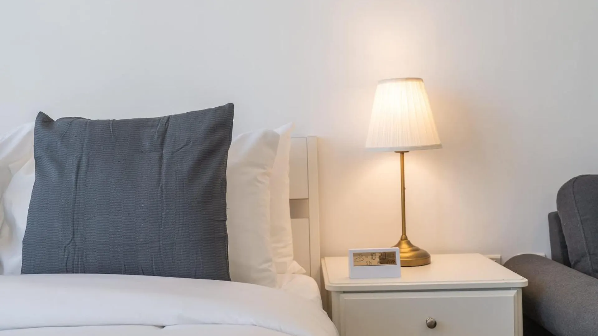 Studio In Bloom Heights With Captivating City View Dubai
